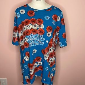 LulaRoe Irma shirt